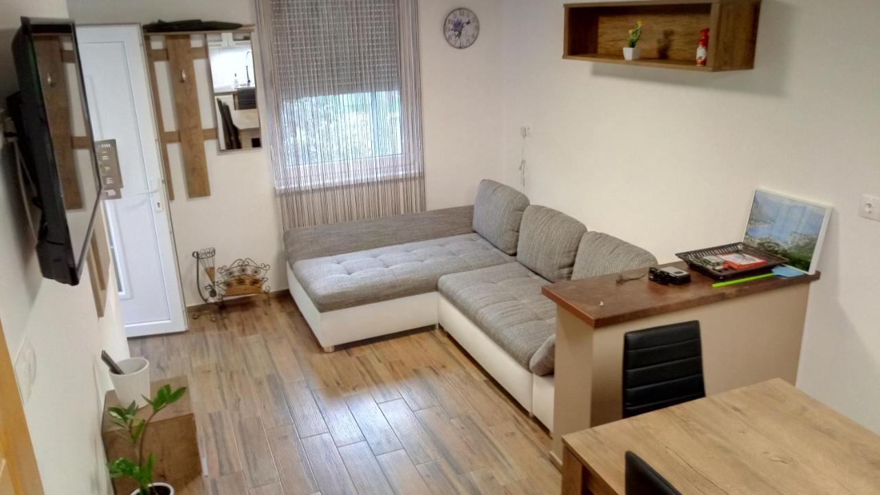 Golden Apartman Orosháza Extérieur photo