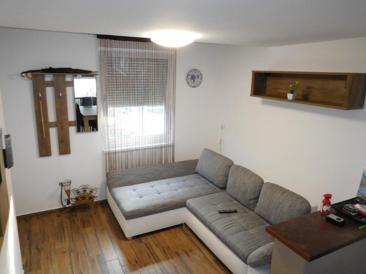 Golden Apartman Orosháza Extérieur photo